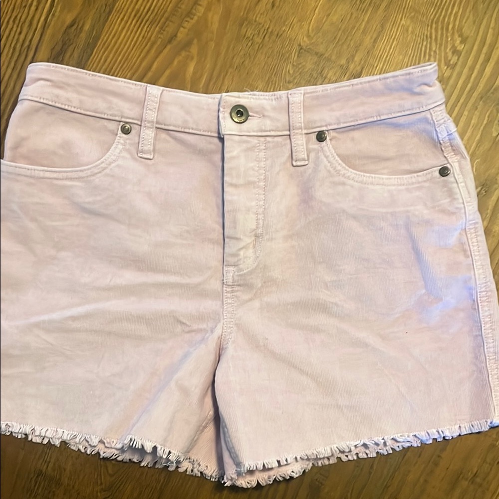 Carve Designs Oahu 4” high rise pink corduroy shorts size 4